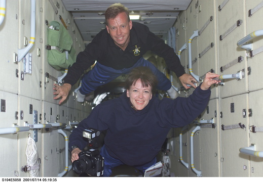 STS104-E-5058
