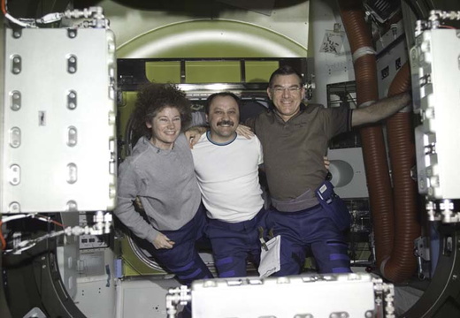 STS104-E-5086