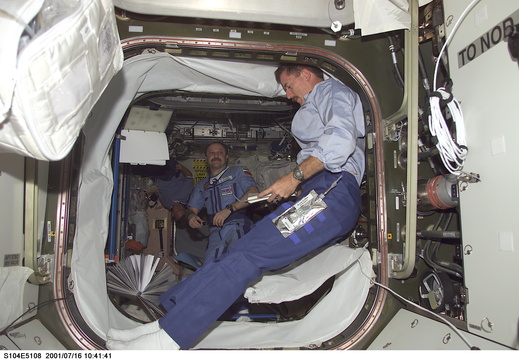 STS104-E-5108