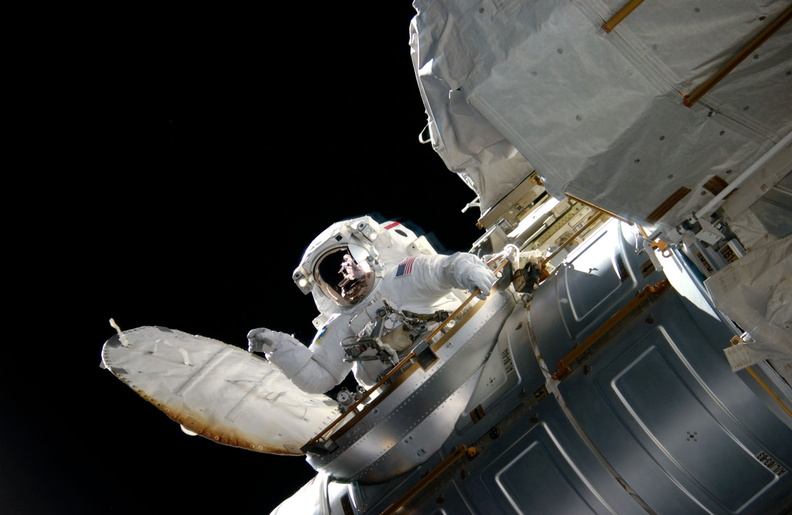 STS117-E-09040.jpg
