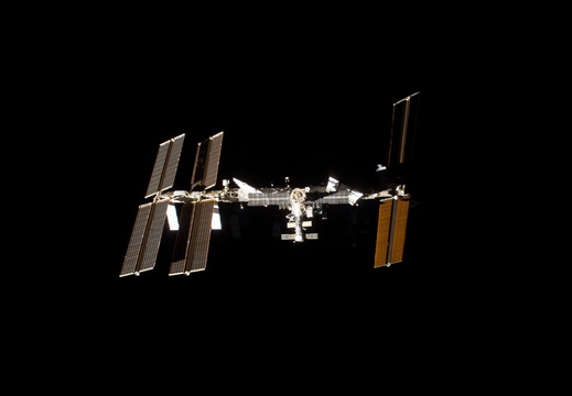 STS123-E-10073