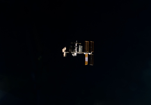 STS123-E-10099