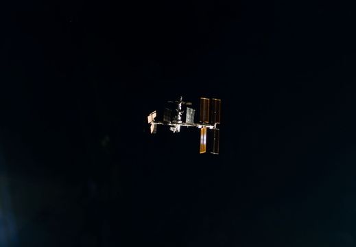 STS123-E-10101