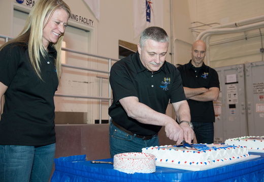 Expedition 36 37 Cake Cutting Ceremony - 8550319272 87dc6afd8f o