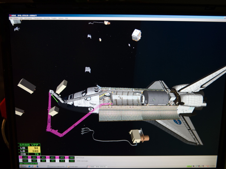 STS135-E-12046