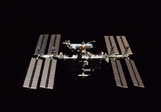 STS133-E-10368