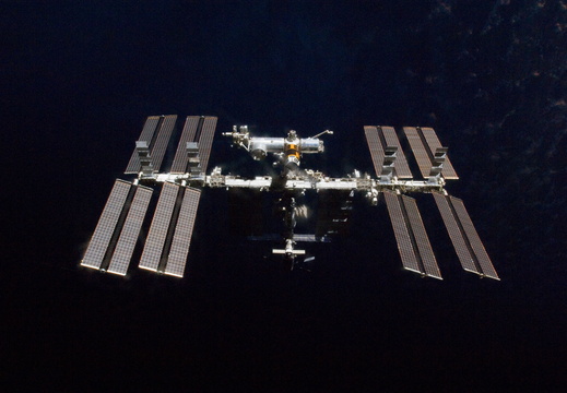 STS133-E-10372
