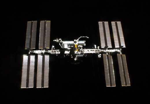 STS133-E-10352