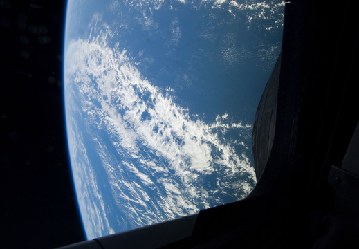 STS133-E-06944