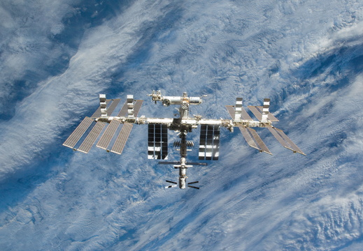 STS133-E-10388