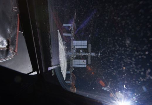 STS131-E-07579
