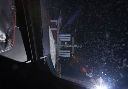 STS131-E-07580