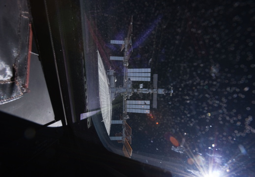 STS131-E-07578