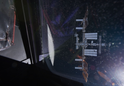 STS131-E-07569