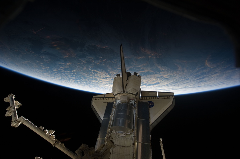 STS131-E-13216.jpg