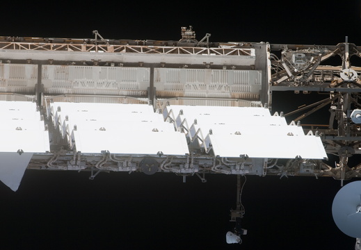 STS130-E-13137