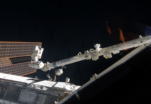 STS129-E-09458