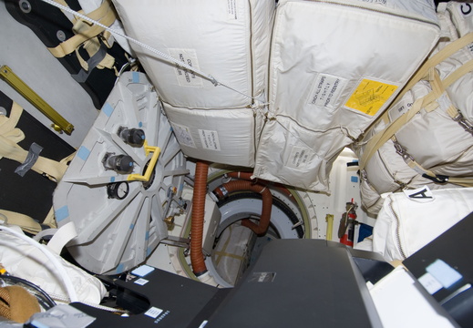 STS129-E-09482