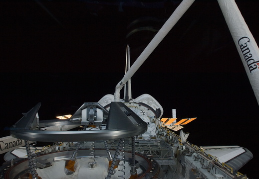STS129-E-06435