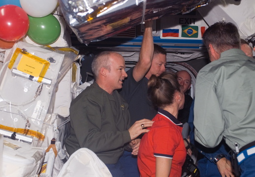 STS121-E-07702