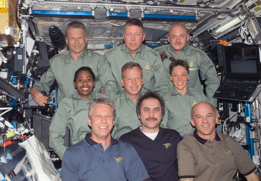 STS121-E-06240
