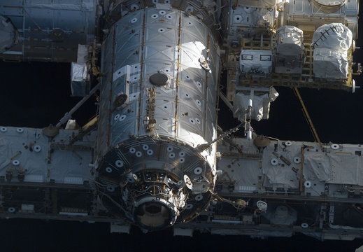 STS120-E-09811