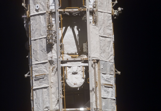STS120-E-09900