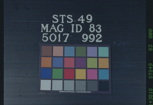STS049-83-000