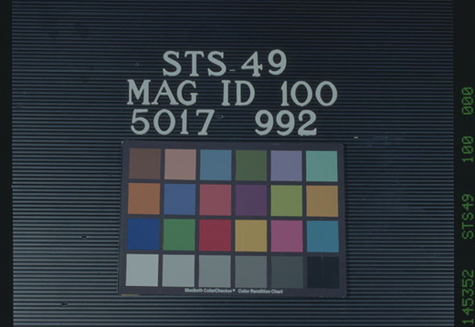 STS049-100-000
