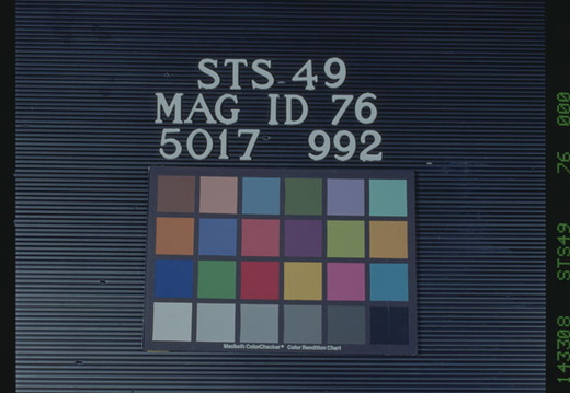 STS049-76-000