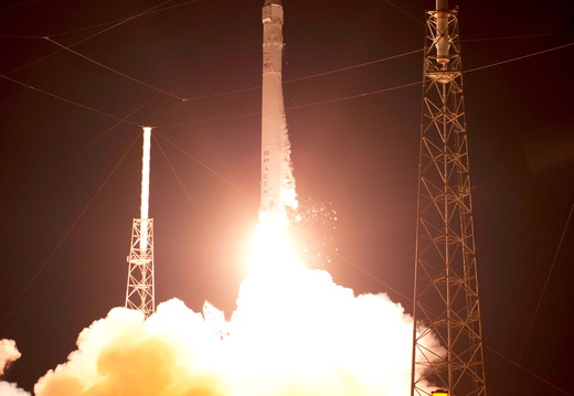 the-spacex-falcon-9-launches 8074078915 o