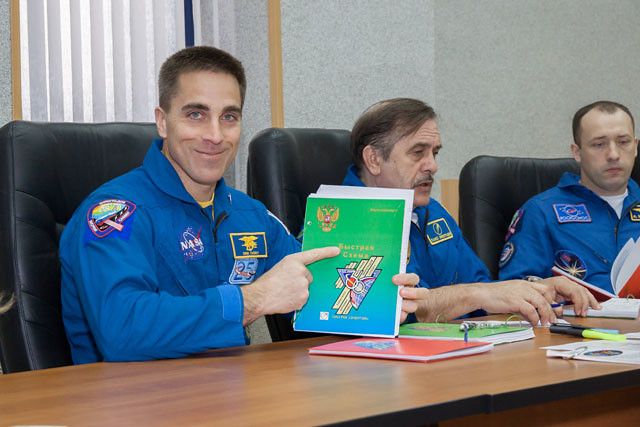 Expedition 35 36 Crew Members - 8577611063 efbe35f647 z