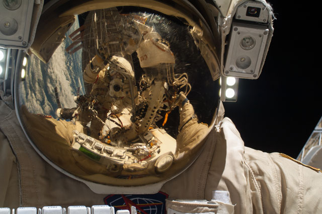 nasa2explore_10843296846_Sergey_Ryazanskiy_Photographs_Himself_During_a_Spacewalk.jpg